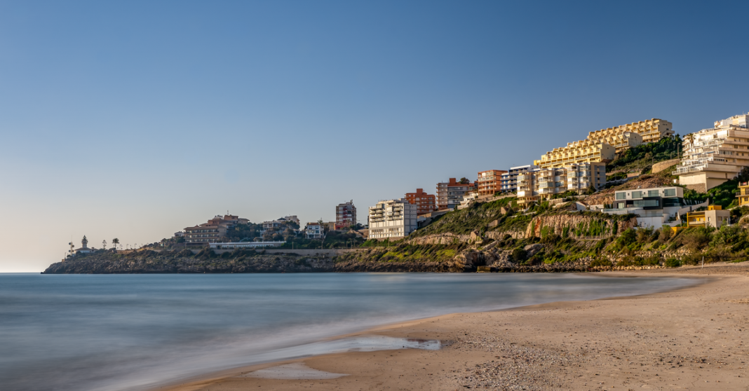 El Gobierno español anunciará una nueva ley de ciberseguridad para reforzar la protección digital Fotos de stock gratuitas de bay, beach, beaches